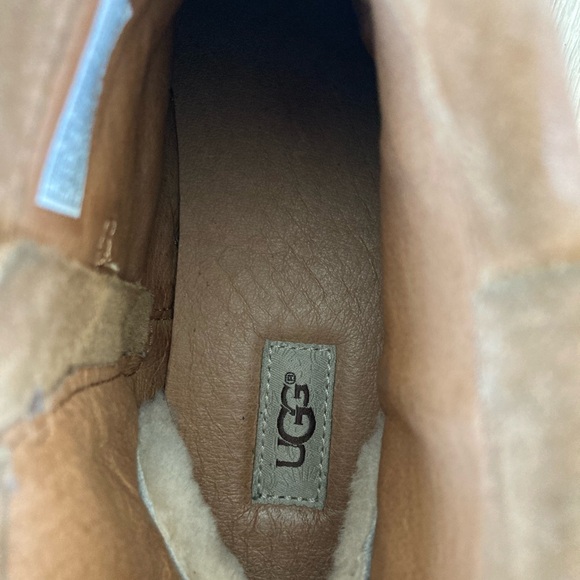 UGG reid Women's Chestnut Ankle Booties - Picture 7 of 11